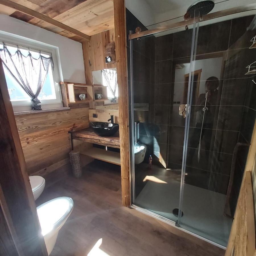 La Tana Dell'Orso Apartment Campitello di Fassa Luaran gambar