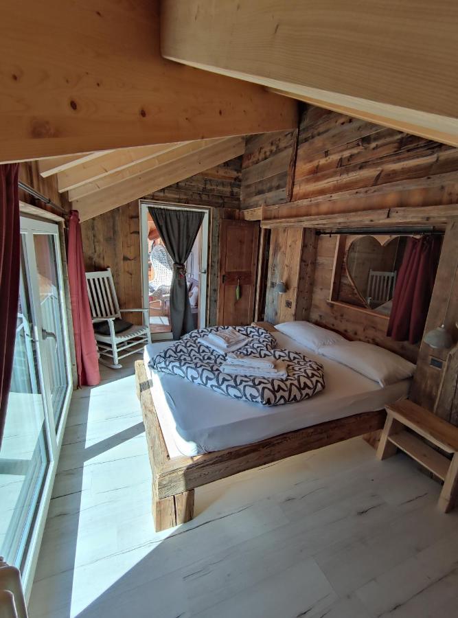 La Tana Dell'Orso Apartment Campitello di Fassa Luaran gambar