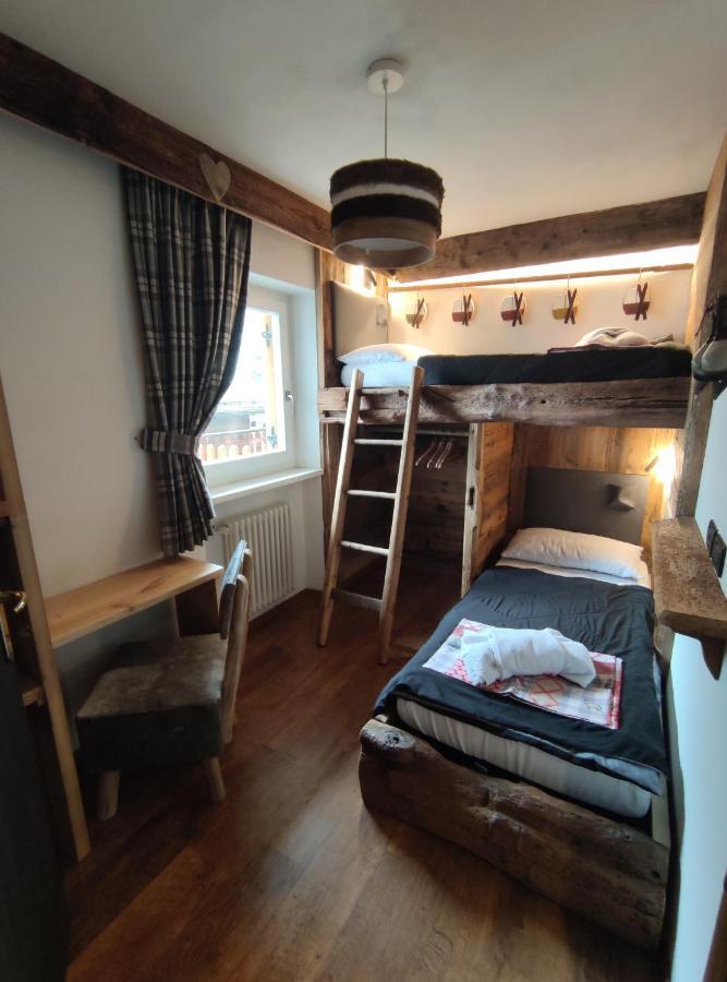 La Tana Dell'Orso Apartment Campitello di Fassa Luaran gambar