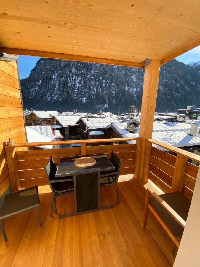 La Tana Dell'Orso Apartment Campitello di Fassa Luaran gambar